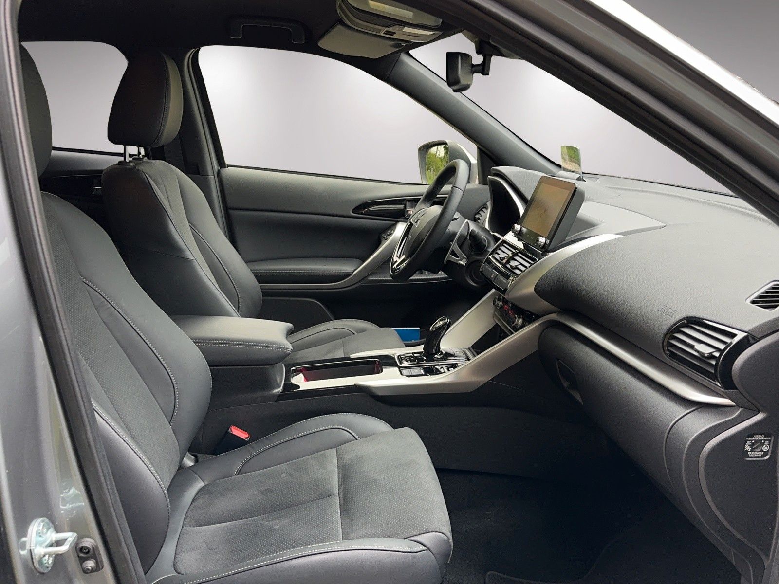 Fahrzeugabbildung Mitsubishi Eclipse Cross PlugIN Hybrid Plus mit Intro-Paket