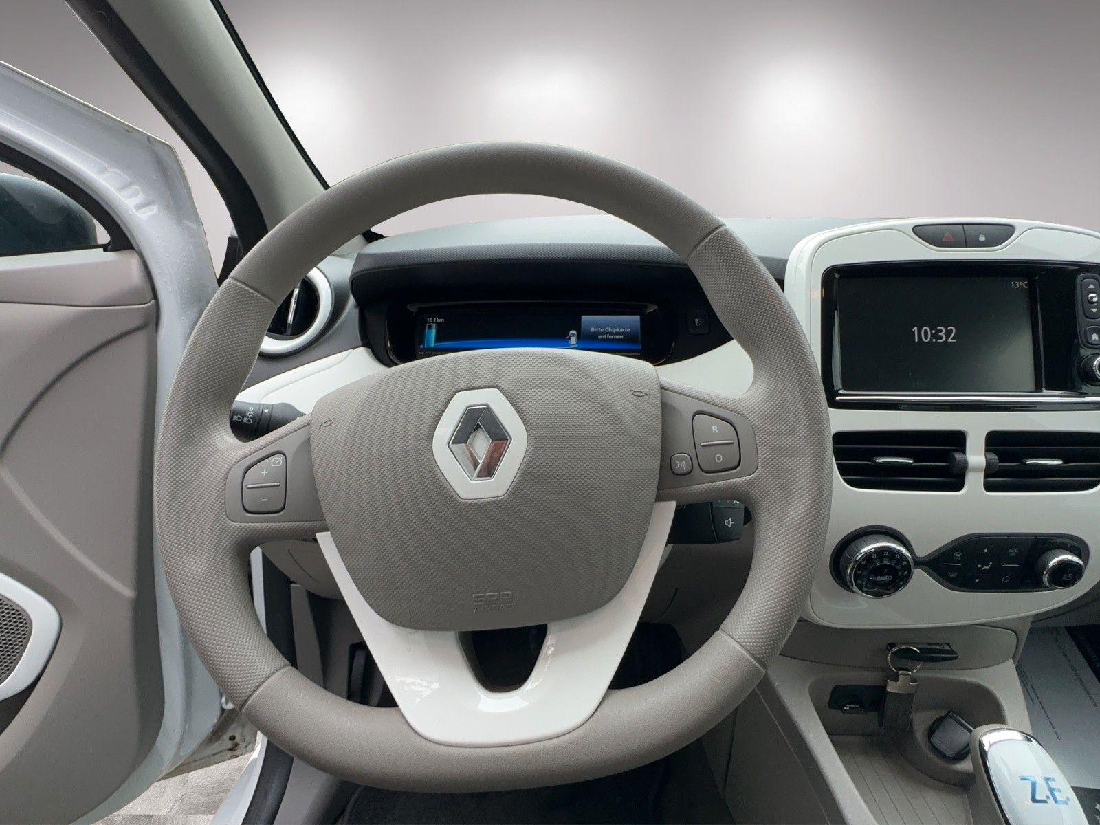Fahrzeugabbildung Renault ZOE Life Z.E. 40 Klimaautomatik, Batteriemiete